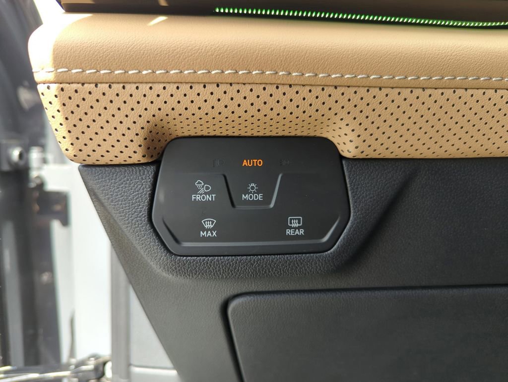 New 2026 Volkswagen Atlas Cross Sport SEL R-Line image 41