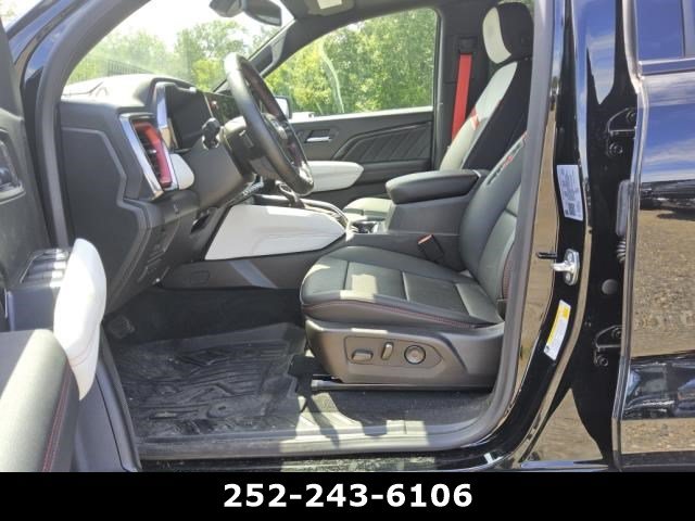 Used 2025 GMC Canyon AT4 w/ AT4X AEV Edition AWD/4WD image 11