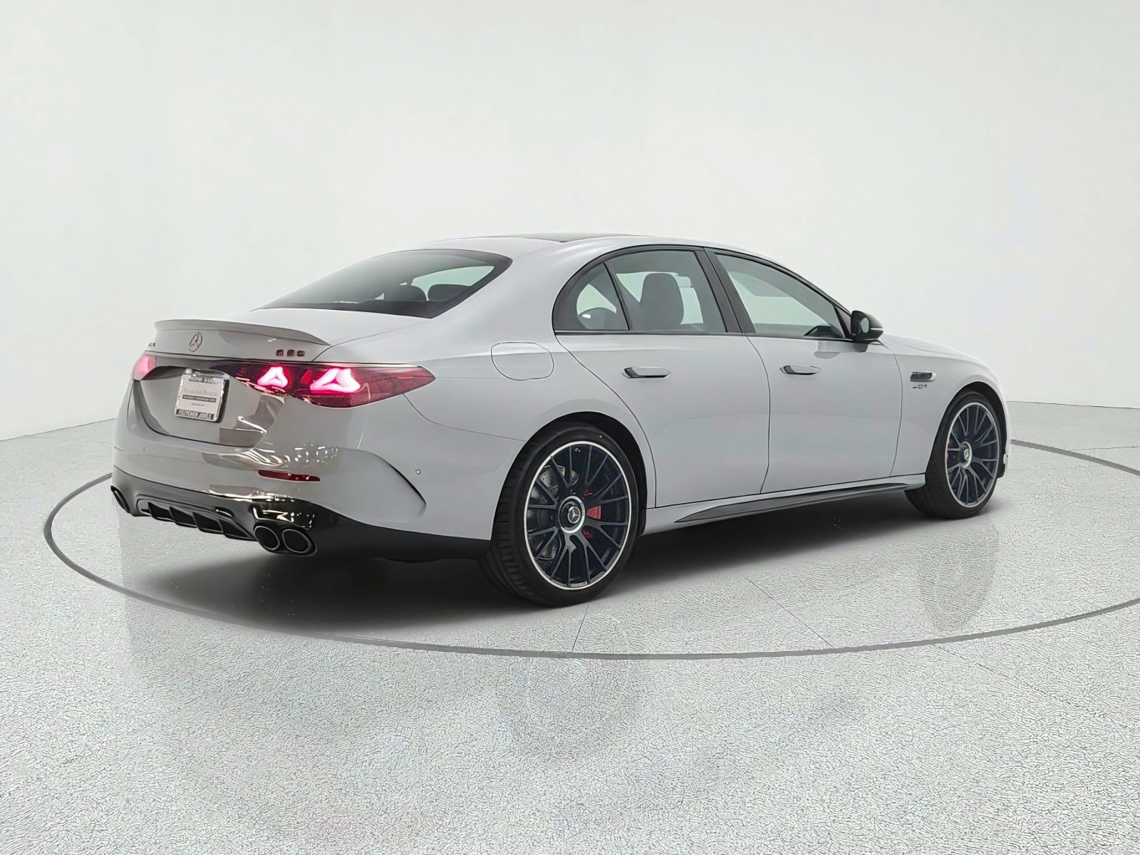 New 2027 Mercedes-Benz E 53 AMG e 4MATIC Sedan image 5