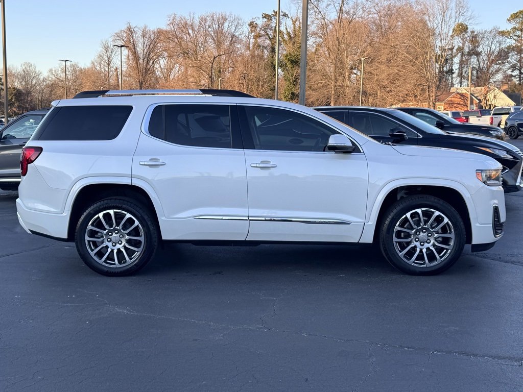 Used 2022 GMC Acadia Denali w/ Denali Technology Package image 4