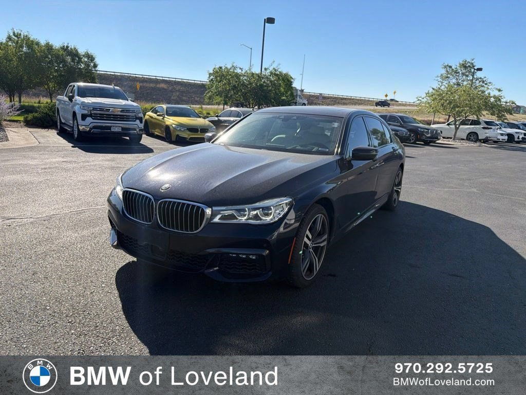 Used 2019 BMW 750i xDrive w/ Autobahn Package AWD/4WD image 1