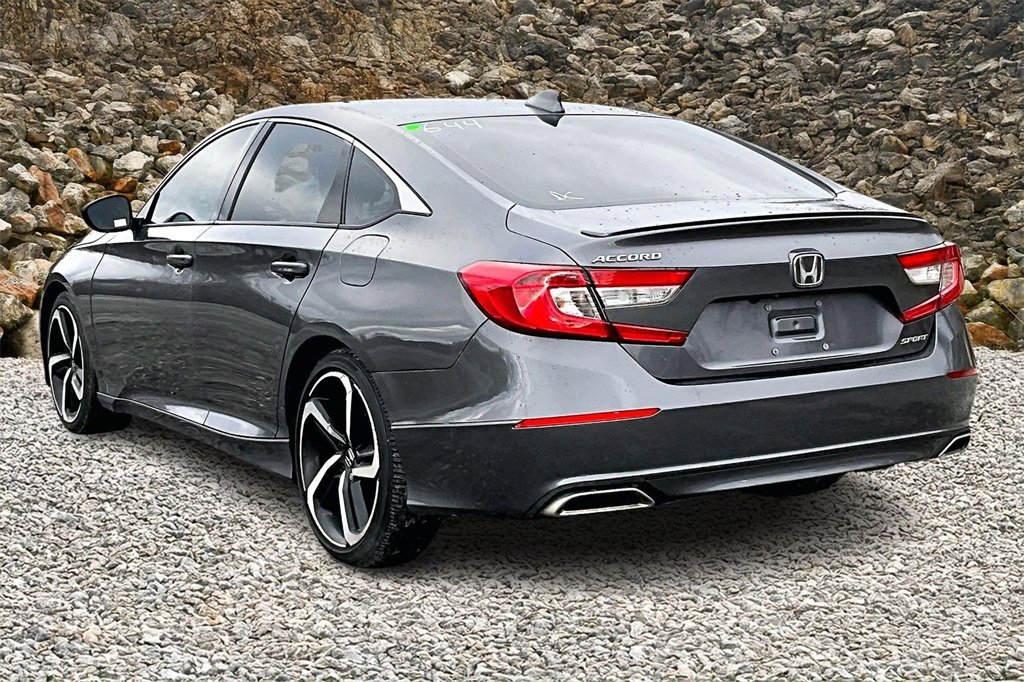 Used 2019 Honda Accord Sport image 11