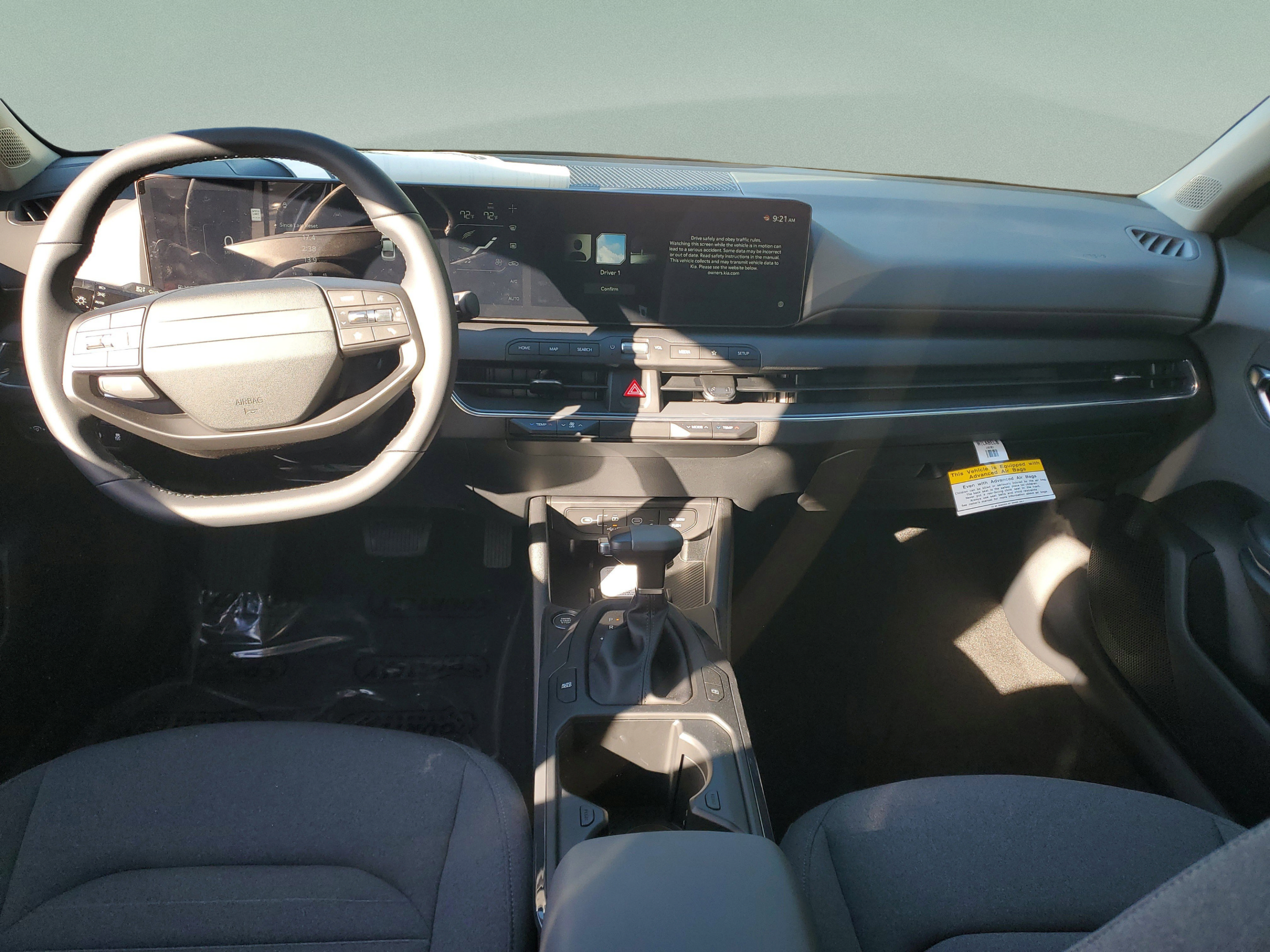 New 2025 Kia K4 EX FWD image 13