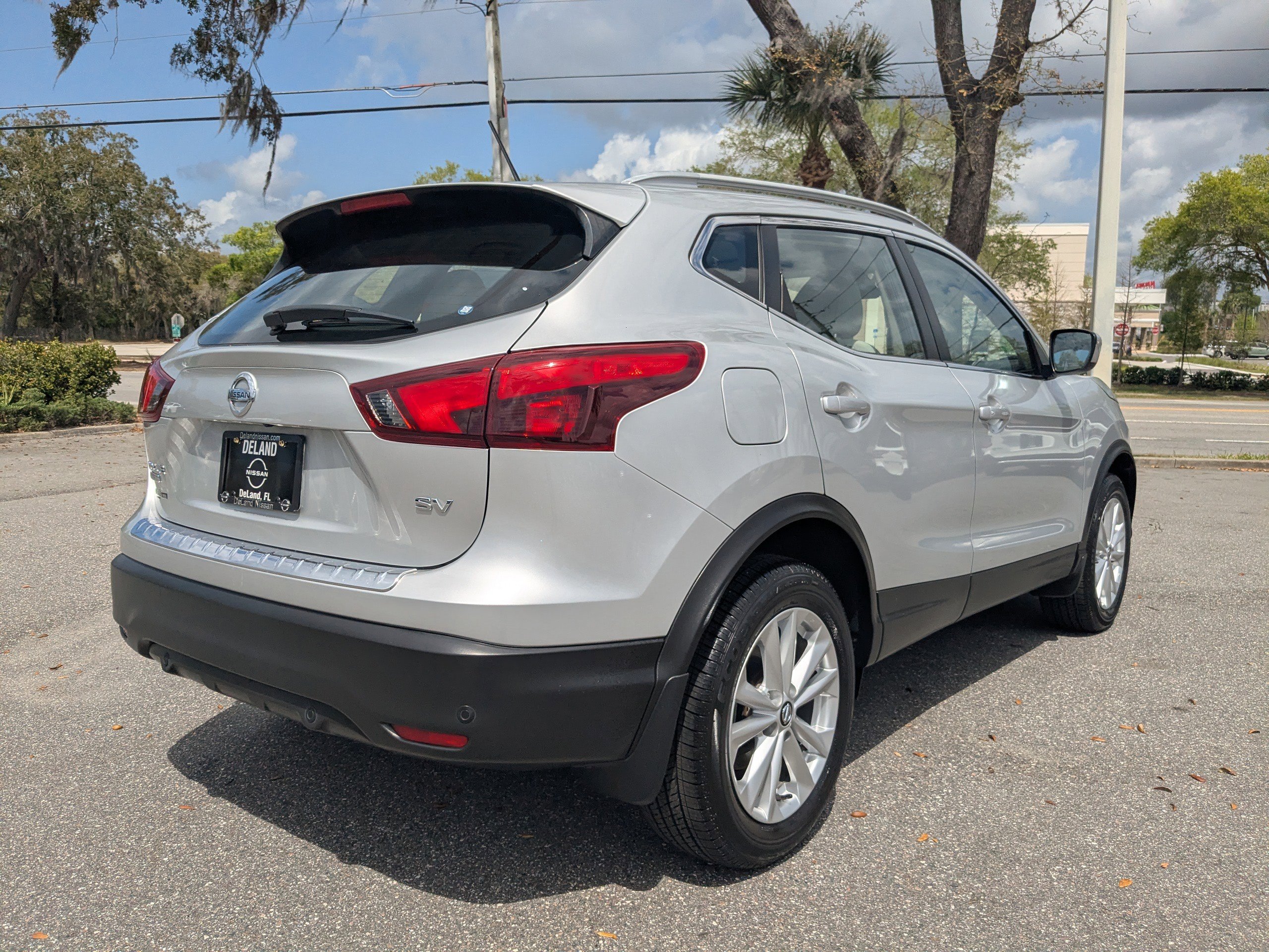 Used 2019 Nissan Rogue Sport SV image 4