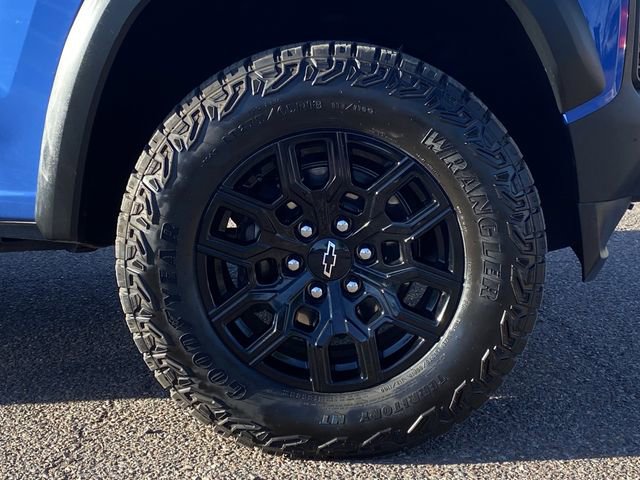 Used 2025 Chevrolet Colorado Trail Boss image 10