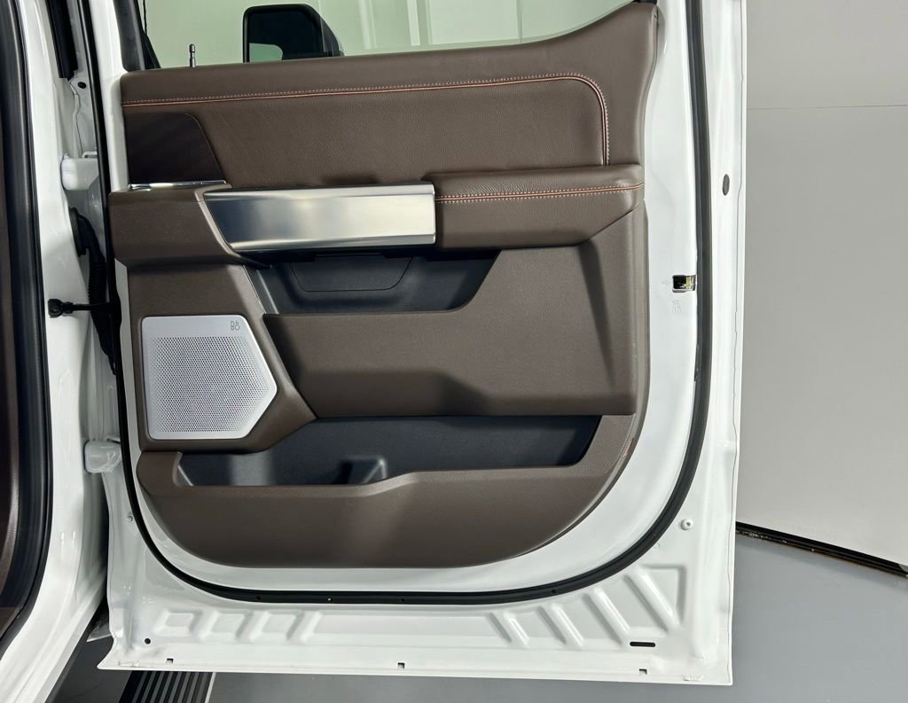 Used 2025 Ford F450 King Ranch w/ Chrome Package image 14