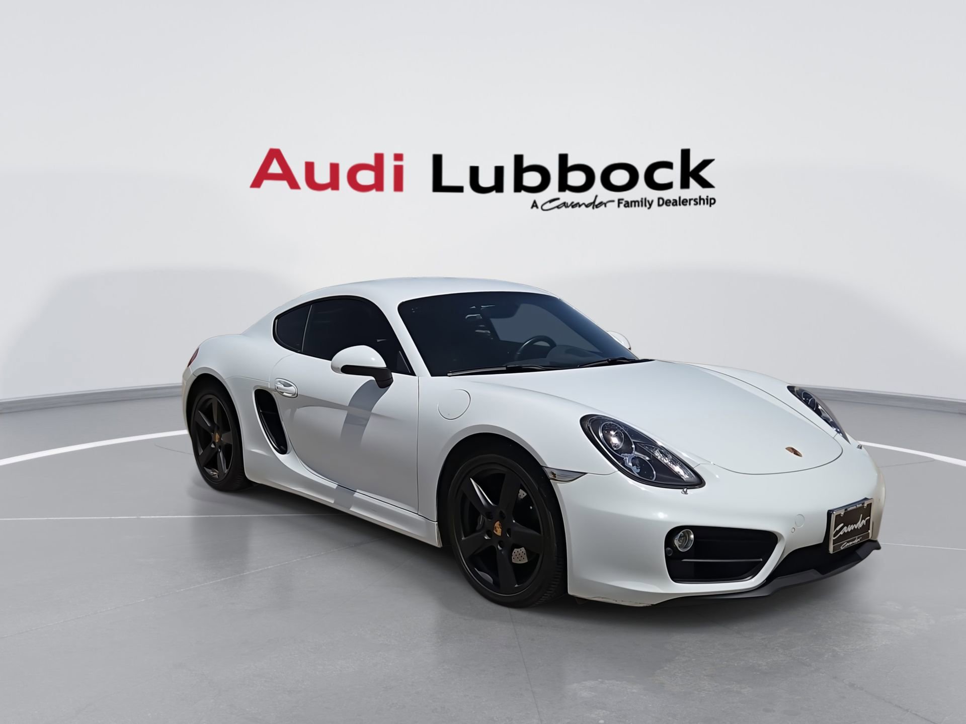 Used 2015 Porsche Cayman RWD image 2
