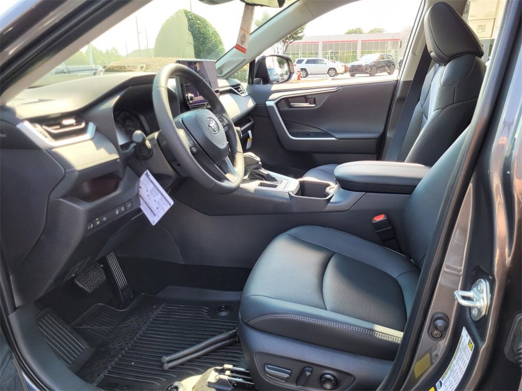 New 2025 Toyota RAV4 Limited image 5