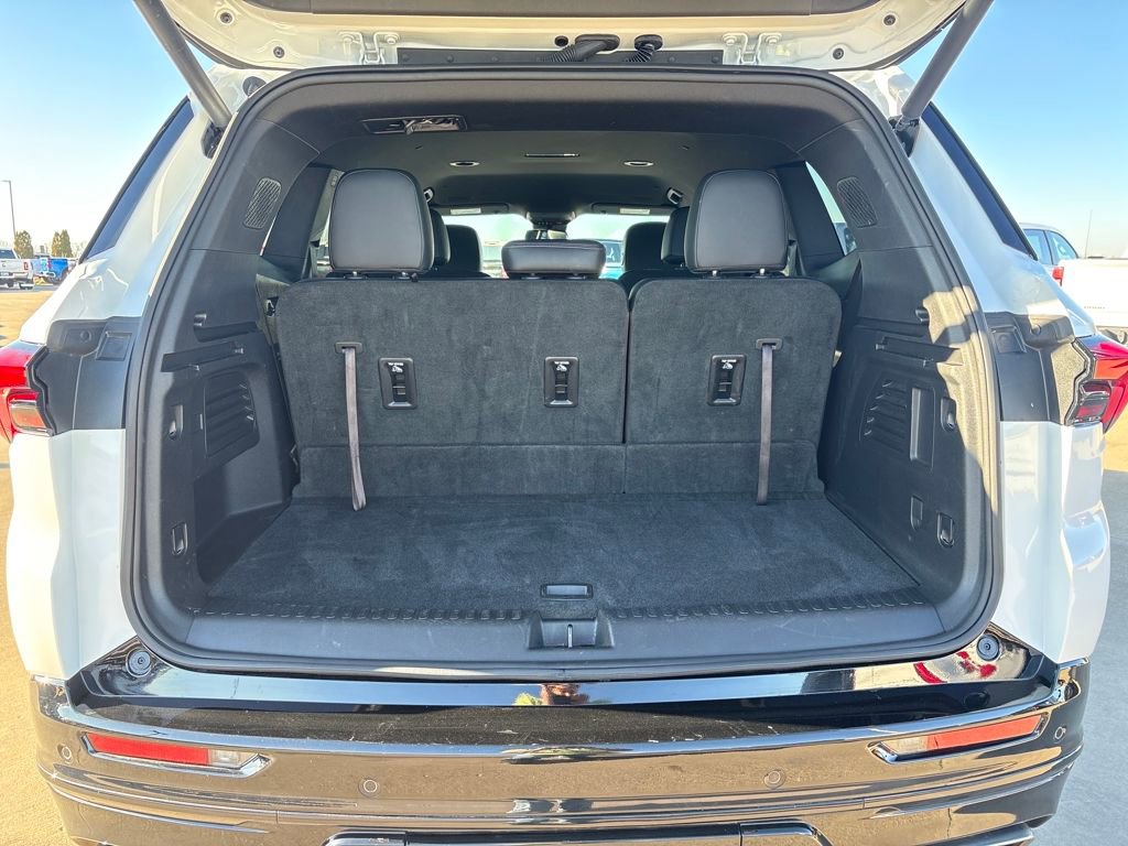 Used 2025 Buick Enclave Sport Touring FWD image 27