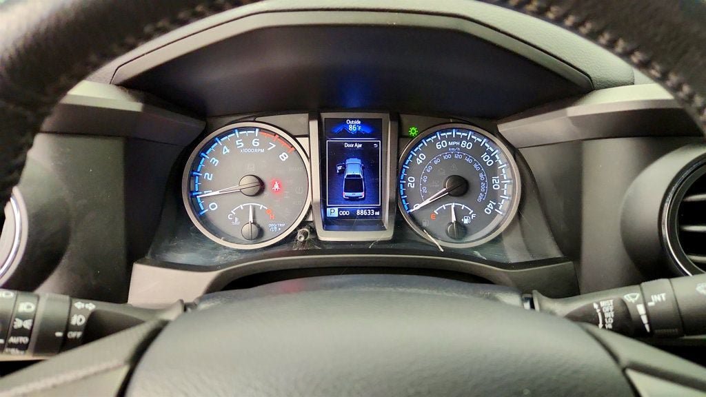 Used 2019 Toyota Tacoma TRD Pro AWD/4WD image 15