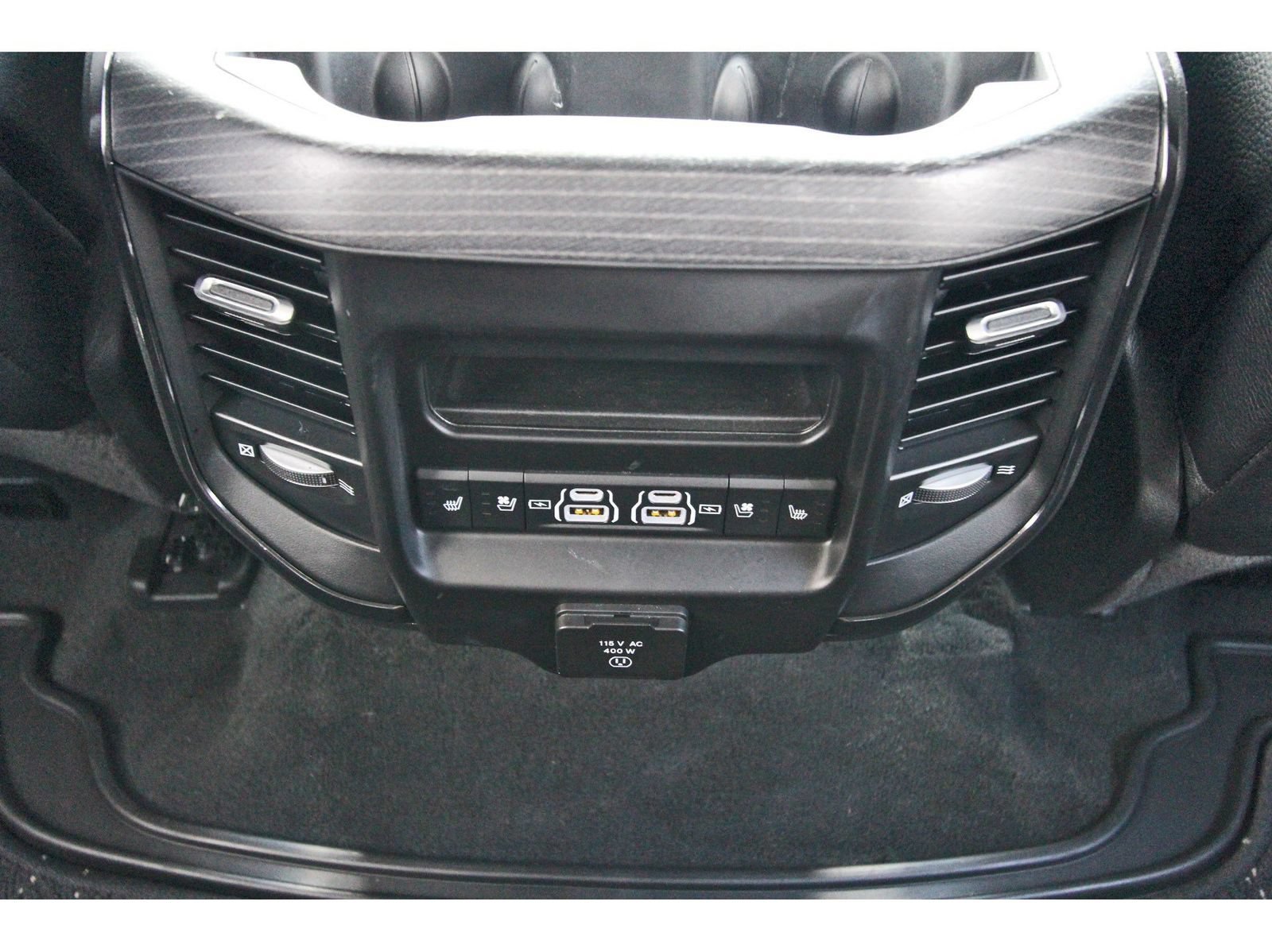 Used 2023 RAM 1500 Limited w/ Body Color Bumper Group AWD/4WD image 15