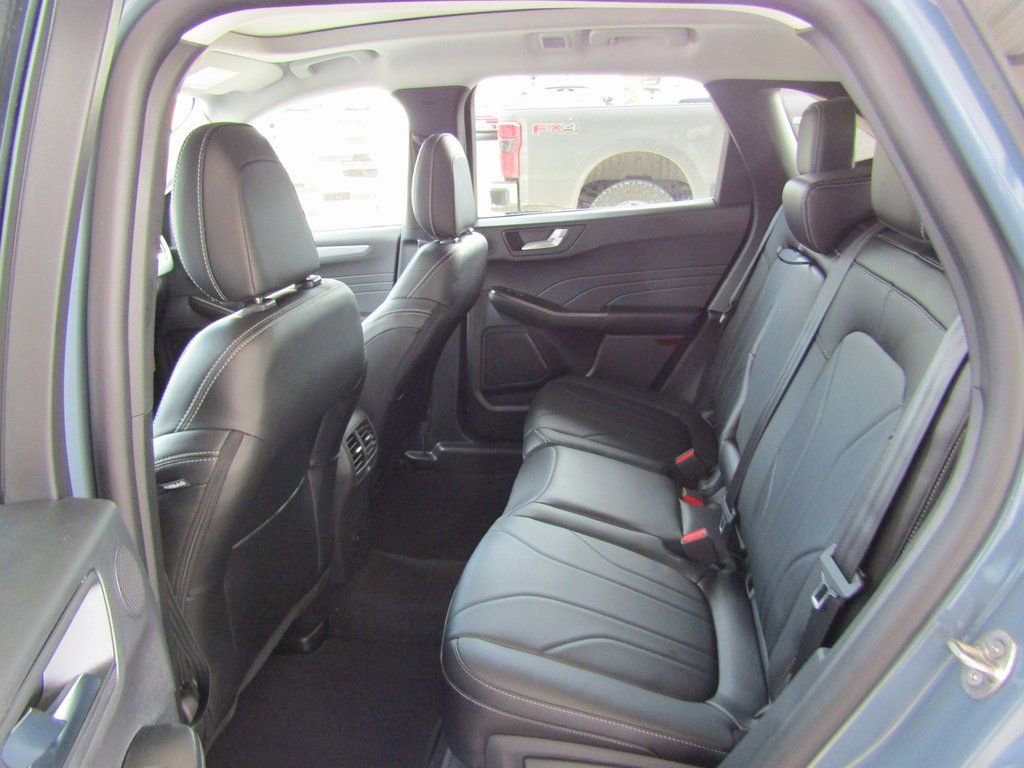 New 2025 Ford Escape SE w/ PHEV Premium Package image 33