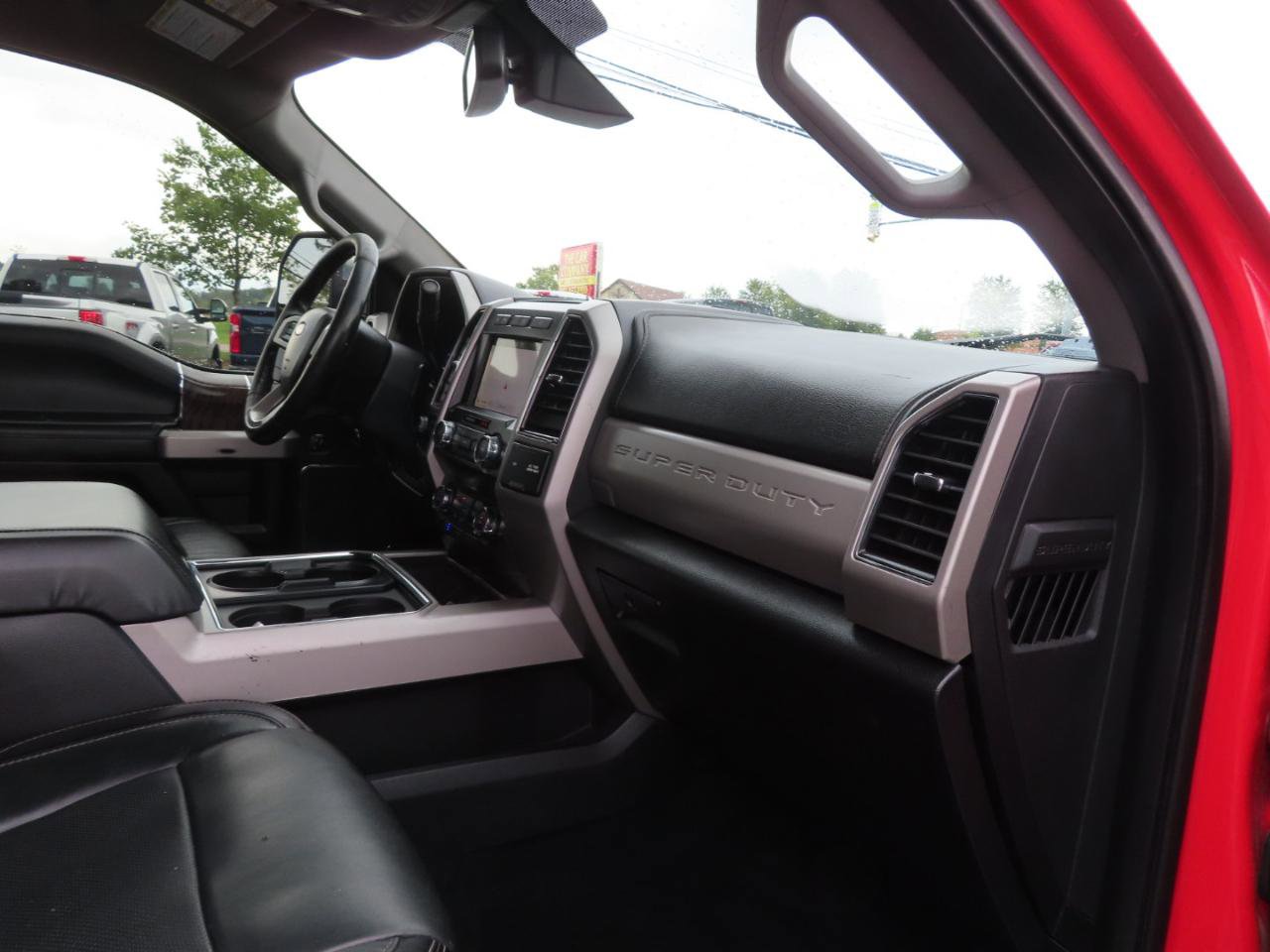 Used 2019 Ford F250 Lariat w/ Lariat Ultimate Package AWD/4WD image 47