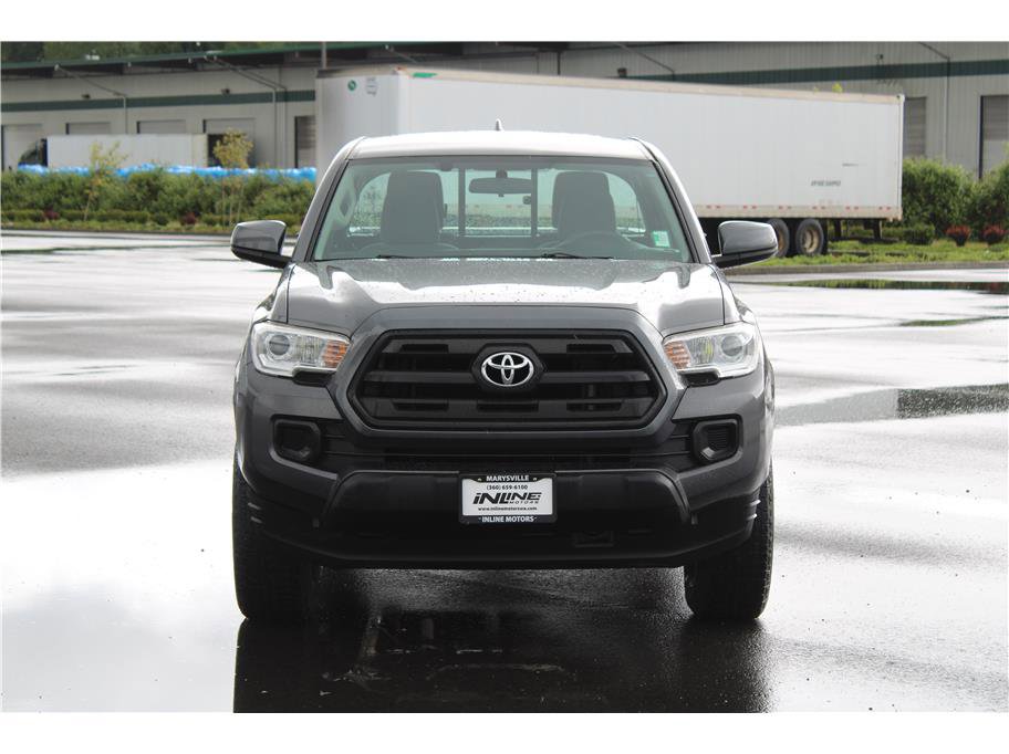 Used 2017 Toyota Tacoma SR5 RWD image 5