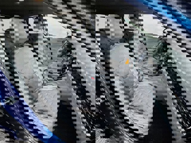 Certified 2021 Kia Niro LX image 25