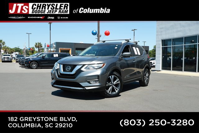Used 2017 Nissan Rogue SL w/ SL Premium Package