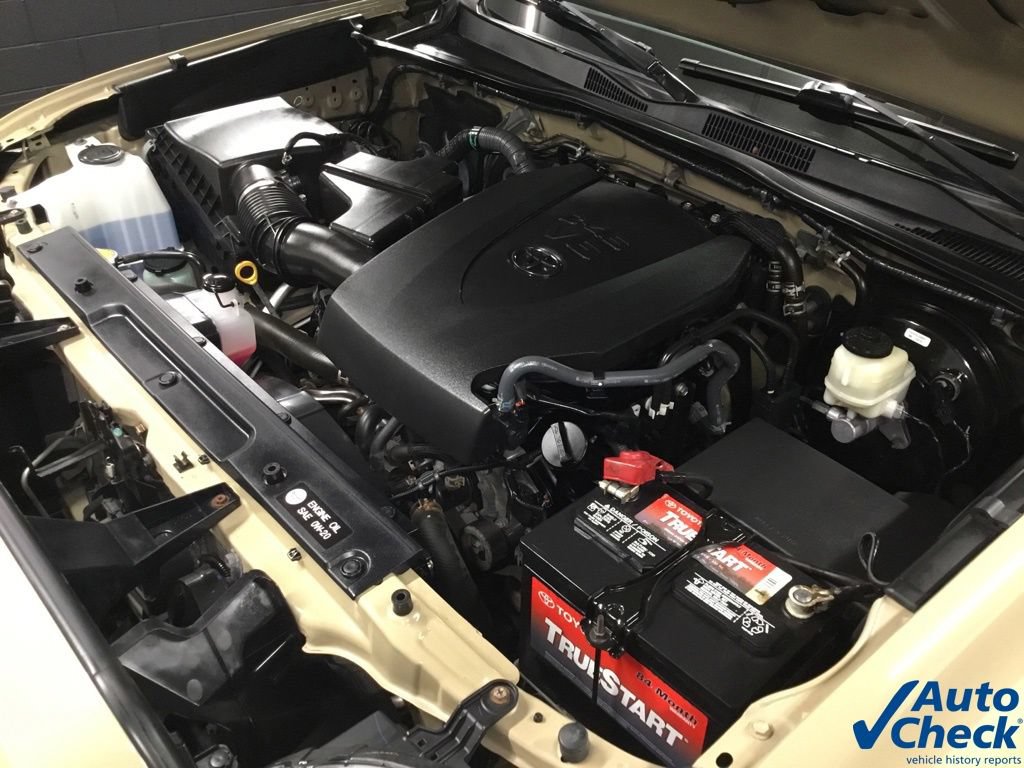 Used 2016 Toyota Tacoma SR5 w/ SR5 Appearance Package (SN) AWD/4WD image 47