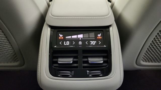 New 2026 Volvo XC90 T8 Ultra w/ Protection Package Premier AWD/4WD image 34
