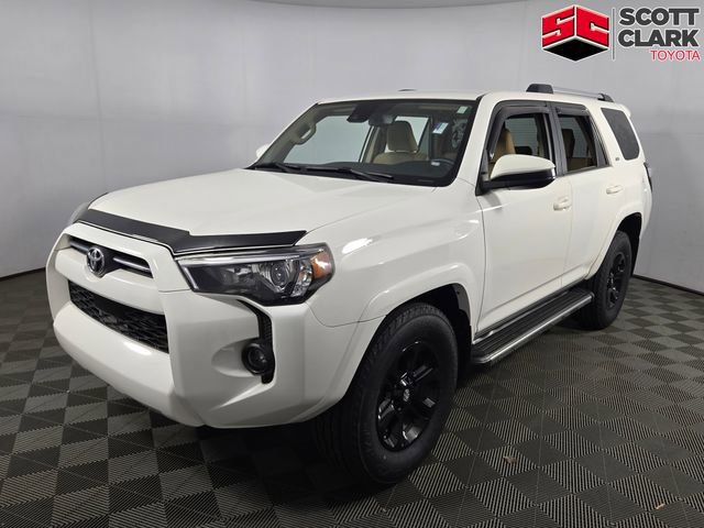 Used 2020 Toyota 4Runner SR5 image 3
