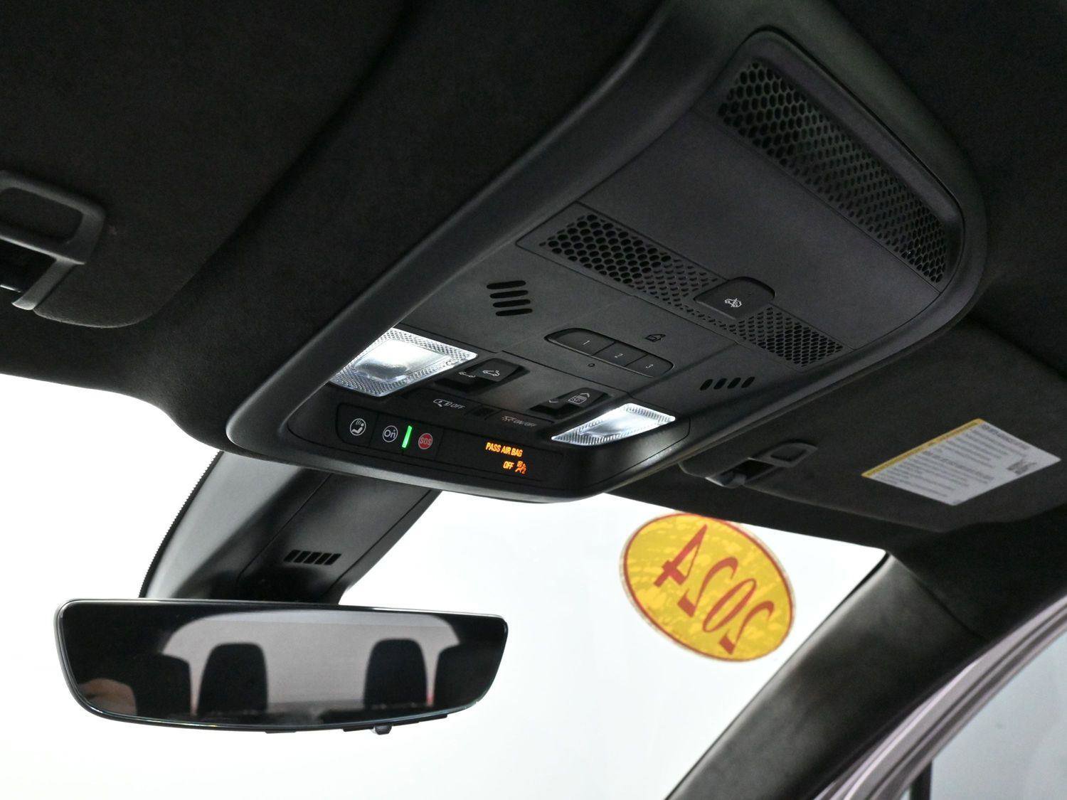 Certified 2024 Cadillac XT6 Sport w/ Platinum Package image 28