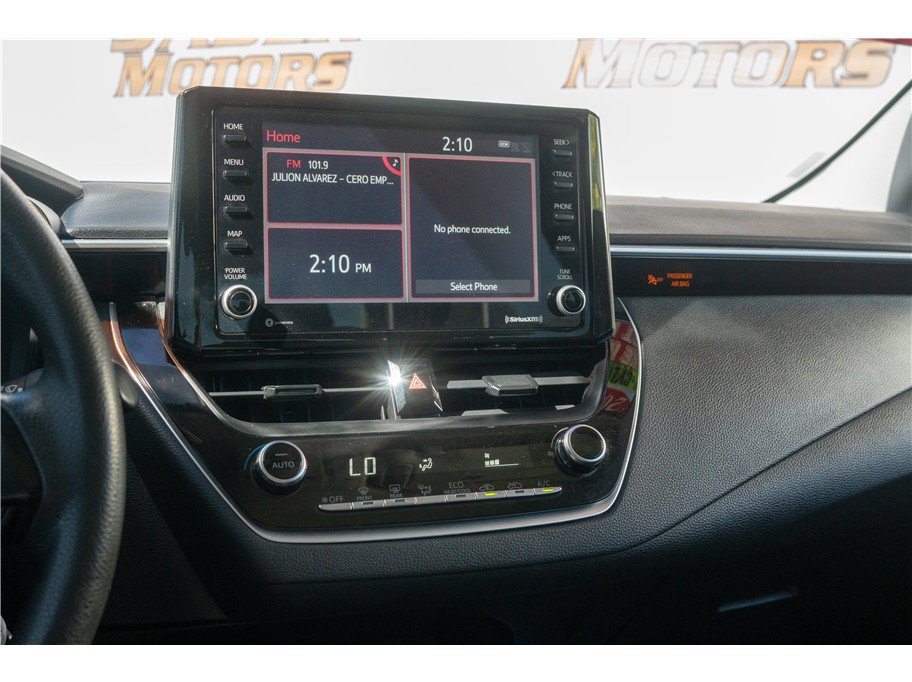 Used 2022 Toyota Corolla LE FWD image 15