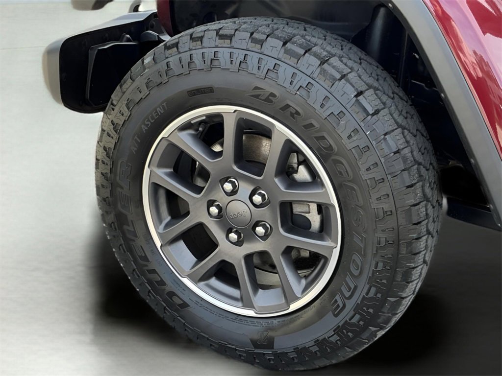 Used 2021 Jeep Gladiator Overland image 26