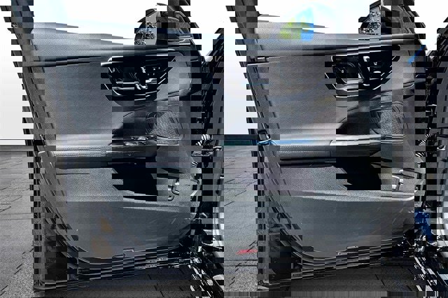 Certified 2025 Mercedes-Benz C 300 4MATIC Sedan image 23