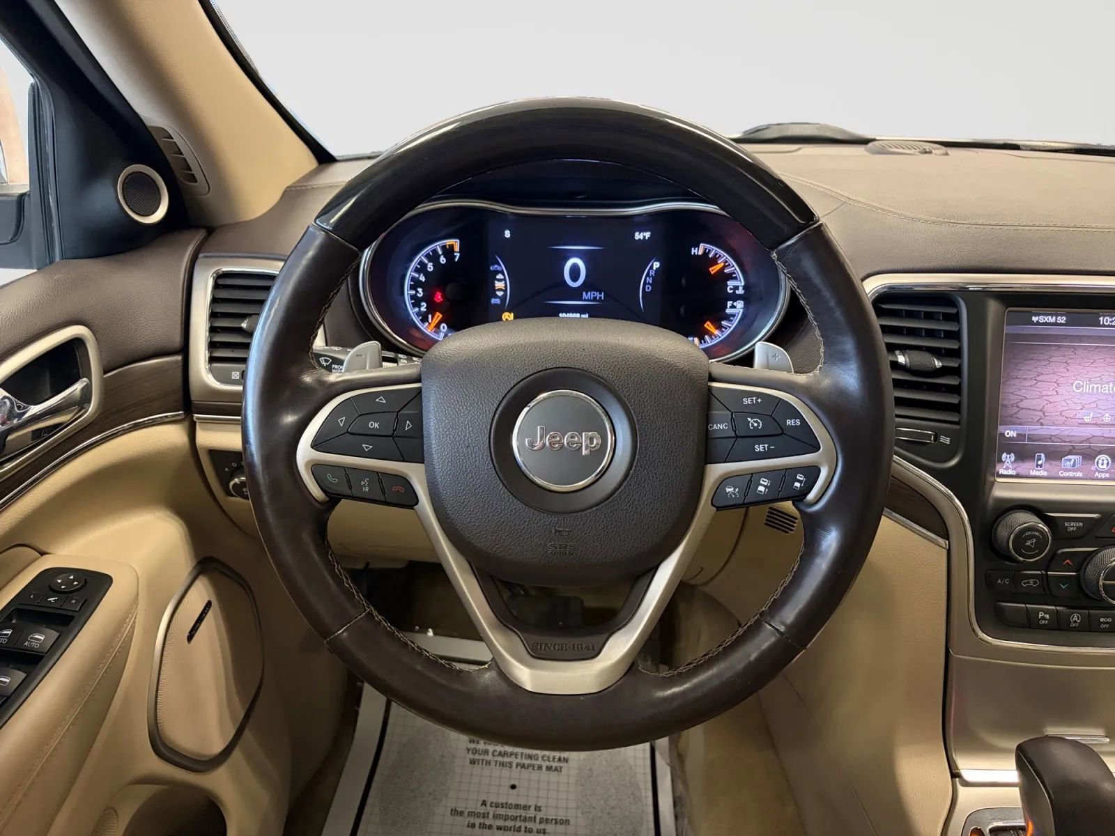 Used 2016 Jeep Grand Cherokee Overland w/ Advanced Technology Group AWD/4WD image 66