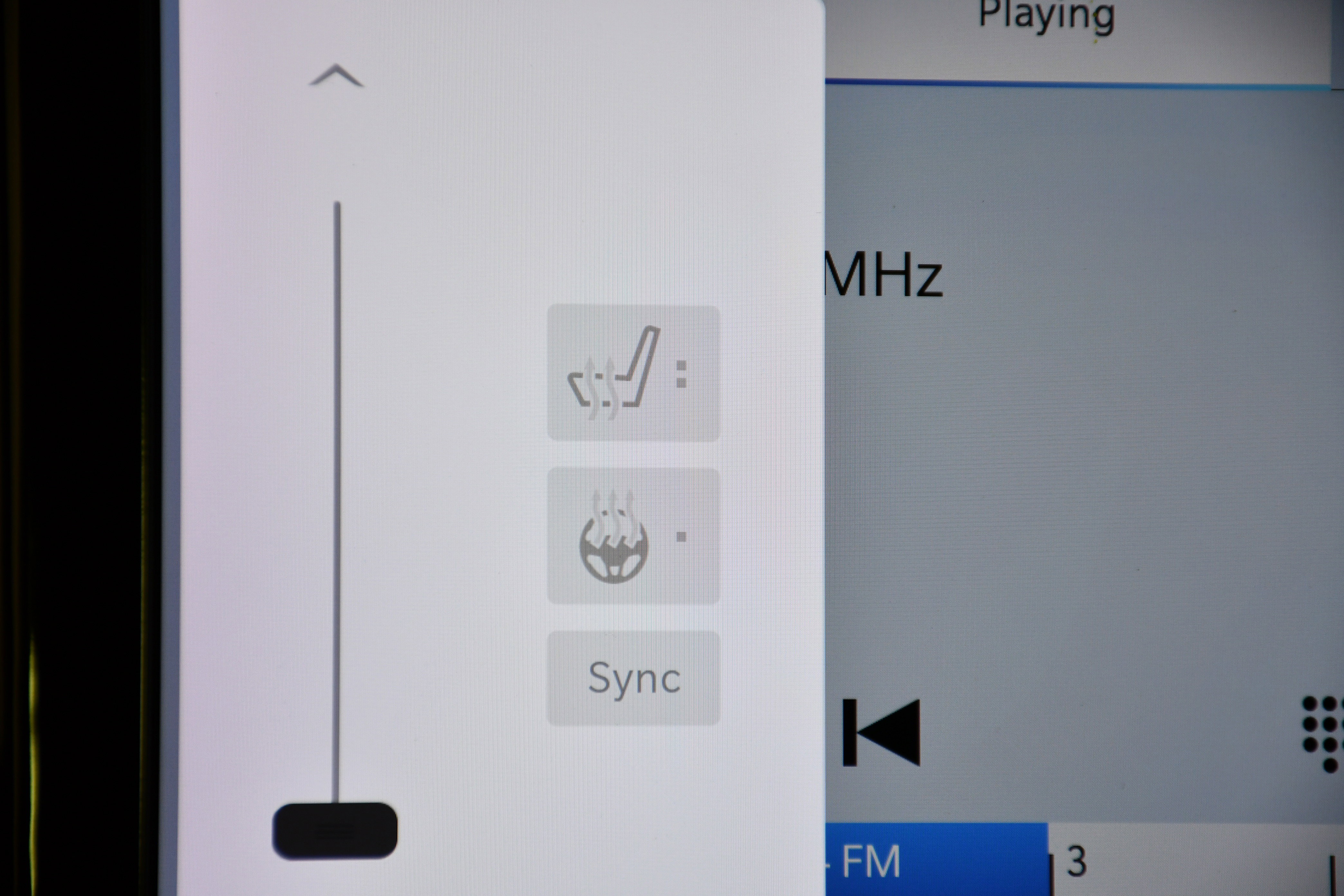 Used 2024 Chrysler Pacifica Touring-L image 29