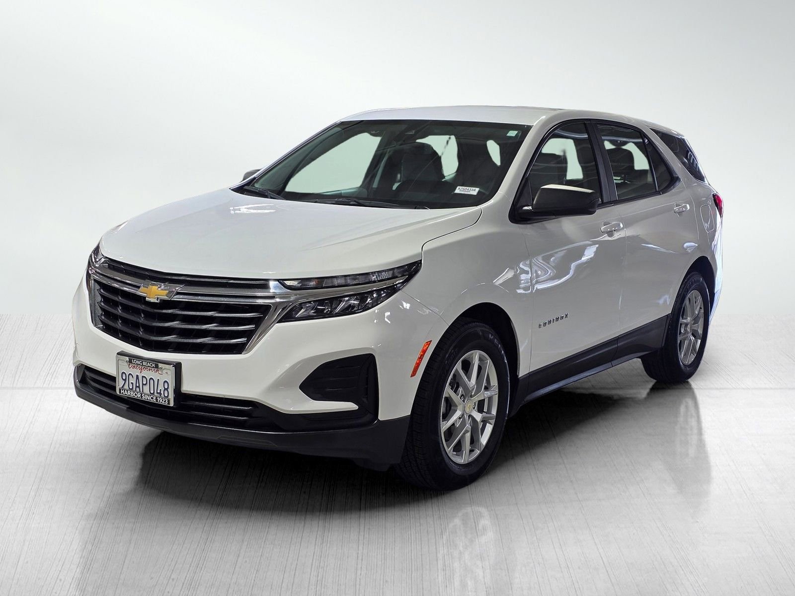 Used 2022 Chevrolet Equinox LS FWD image 3