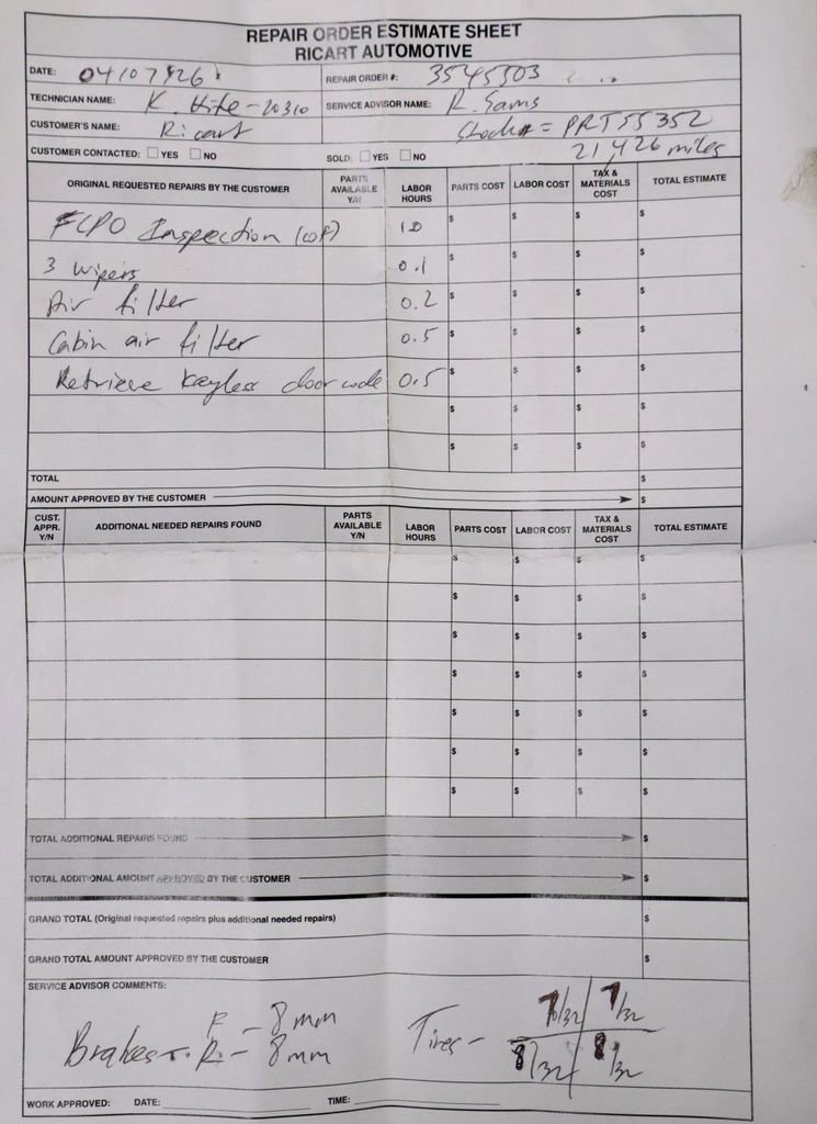 Certified 2022 Ford Explorer XLT w/ Equipment Group 202A image 5