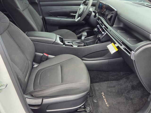 Certified 2025 Hyundai Tucson SEL FWD image 17