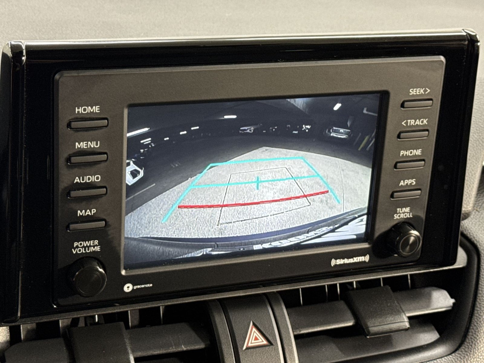 Used 2020 Toyota RAV4 XLE w/ Carpet Mat Package AWD/4WD image 31