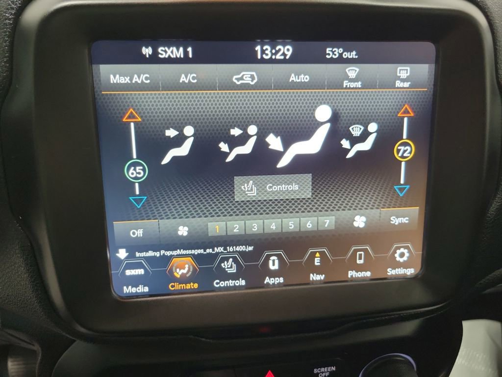 Used 2023 Jeep Renegade Limited image 44