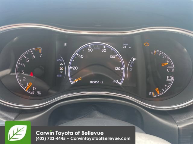 Used 2019 Jeep Grand Cherokee Altitude AWD/4WD image 9