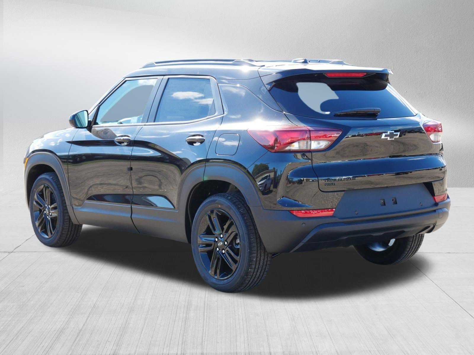New 2026 Chevrolet TrailBlazer LT w/ Convenience Package AWD/4WD image 3