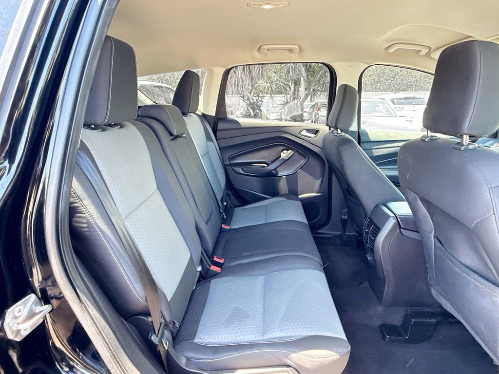 Used 2018 Ford Escape SE FWD image 29