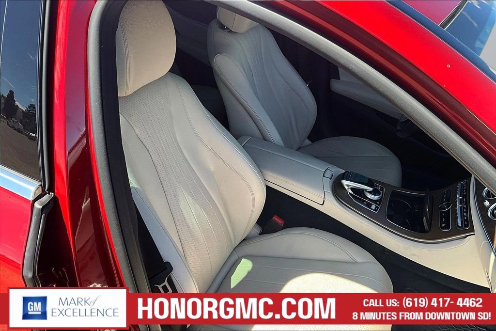 Used 2019 Mercedes-Benz E 300 image 28