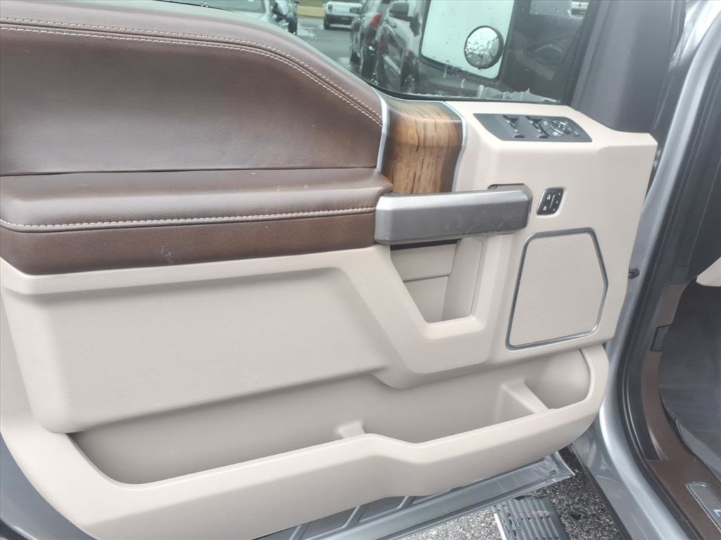 Used 2020 Ford F150 Limited image 12