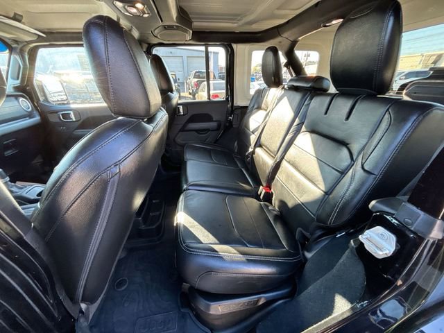 Used 2022 Jeep Wrangler Unlimited Sahara w/ Cold Weather Group image 18