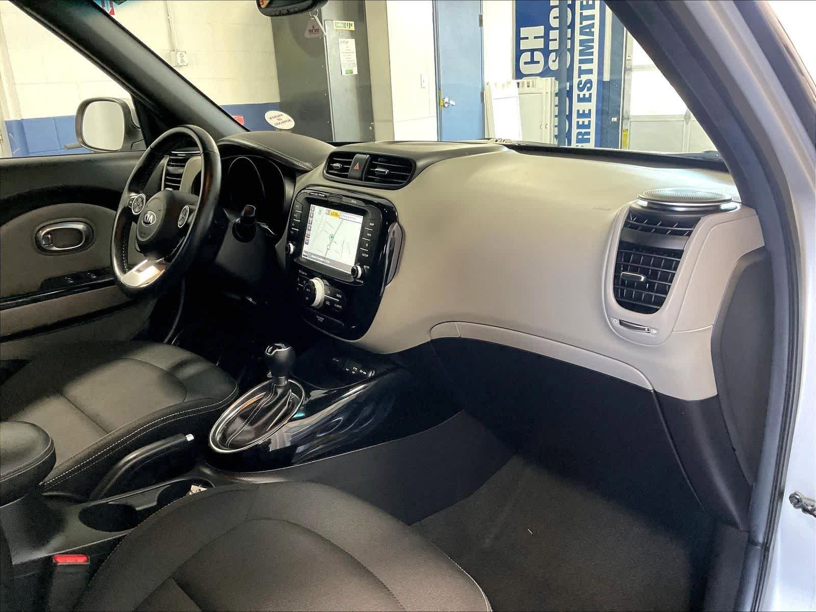 Used 2019 Kia Soul + w/ Audio Package FWD image 14