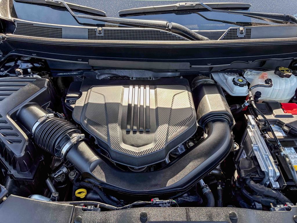Used 2024 Chevrolet Traverse LT w/ Enhanced Driving Package image 55