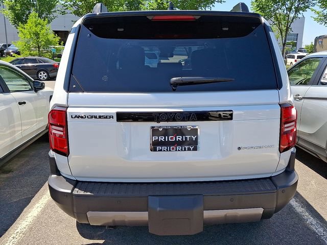 Used 2026 Toyota Land Cruiser w/ Premium Package AWD/4WD image 5