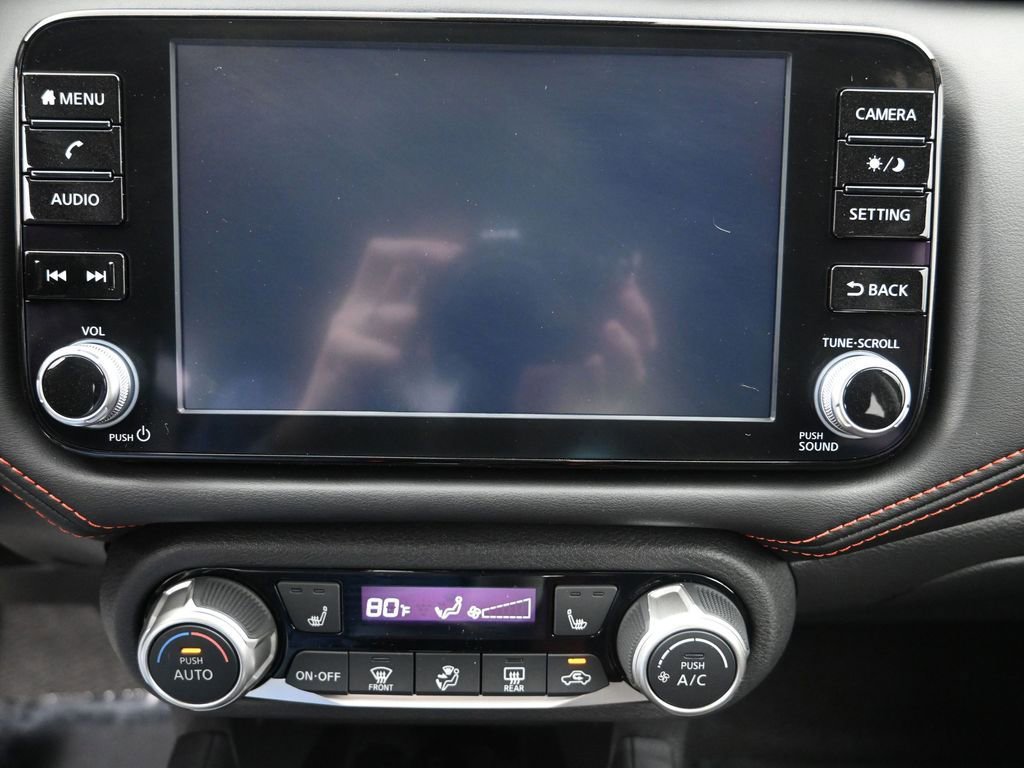 New 2025 Nissan Versa SR w/ Trunk Package FWD image 16