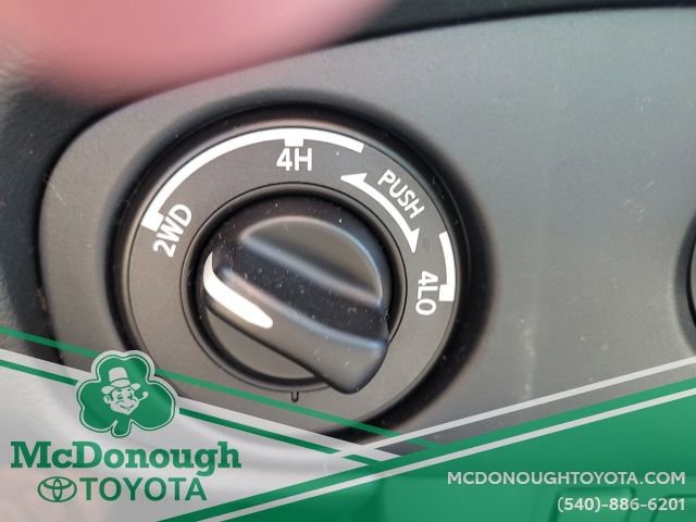 Used 2022 Nissan Frontier S w/ Technology Package image 16