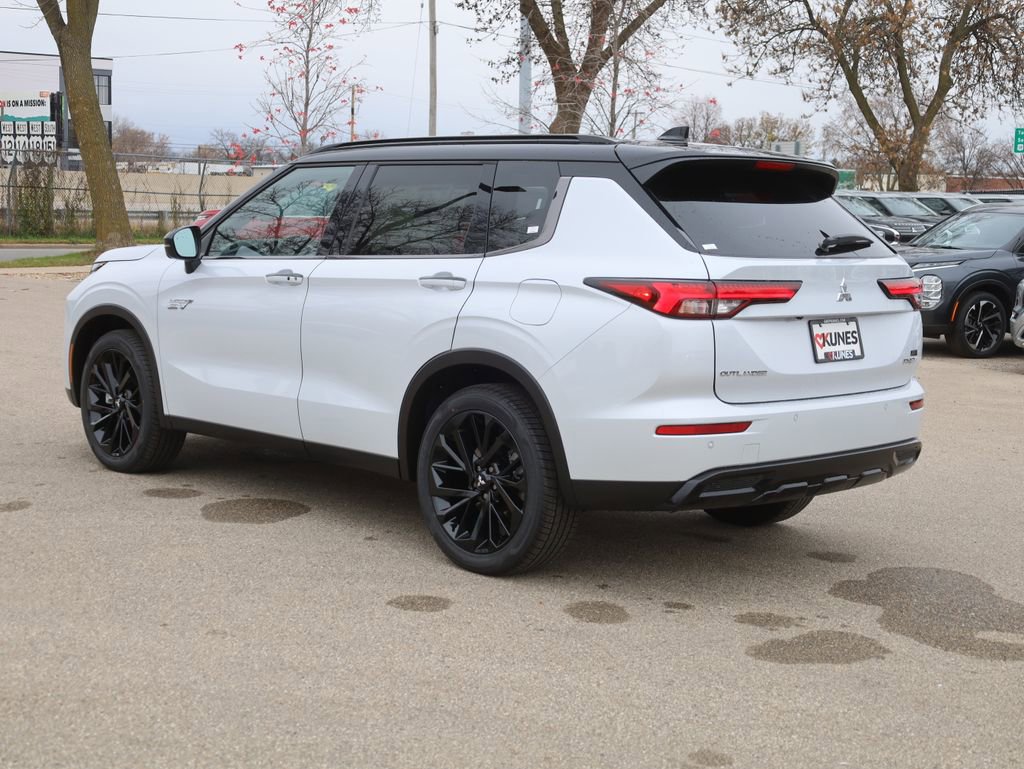 New 2025 Mitsubishi Outlander SEL Black Edition image 7