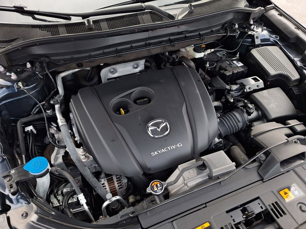 Used 2021 MAZDA CX-5 Touring image 32