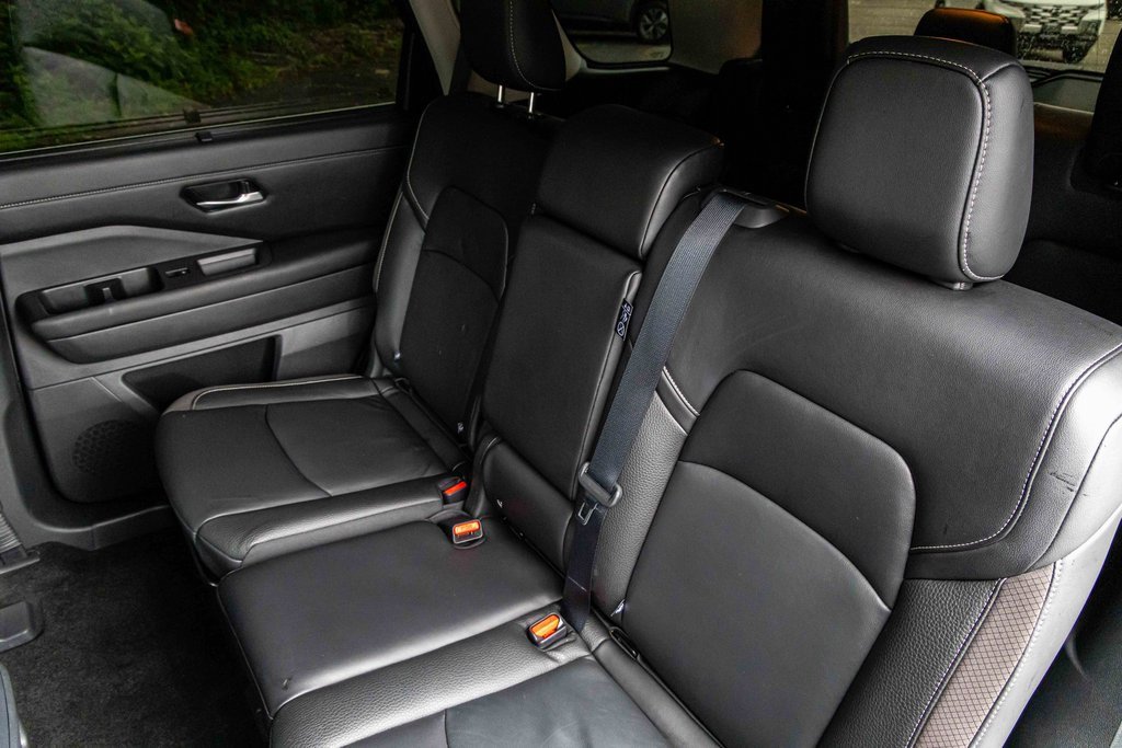Certified 2024 Nissan Pathfinder SL image 22