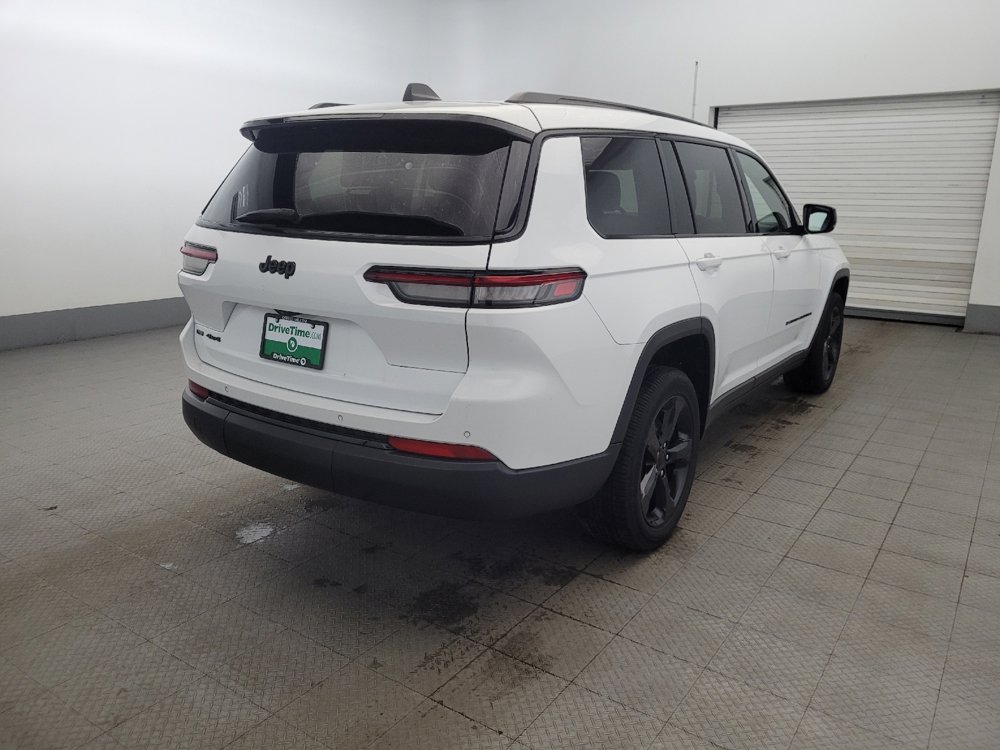 Used 2022 Jeep Grand Cherokee L Laredo image 9