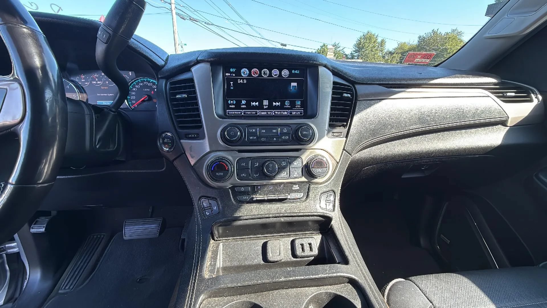 Used 2018 GMC Yukon Denali AWD/4WD image 11